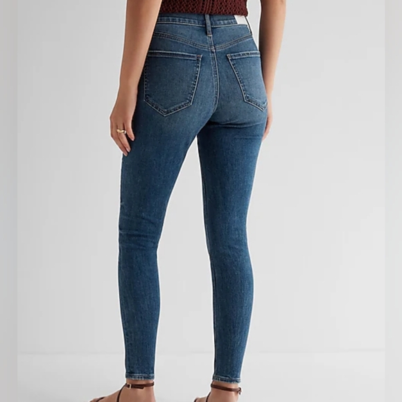 Express Mid Rise Dark Wash Skinny Jeans - Picture 11 of 12